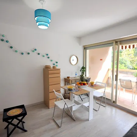 Confortable Studio A Menton Exterior photo