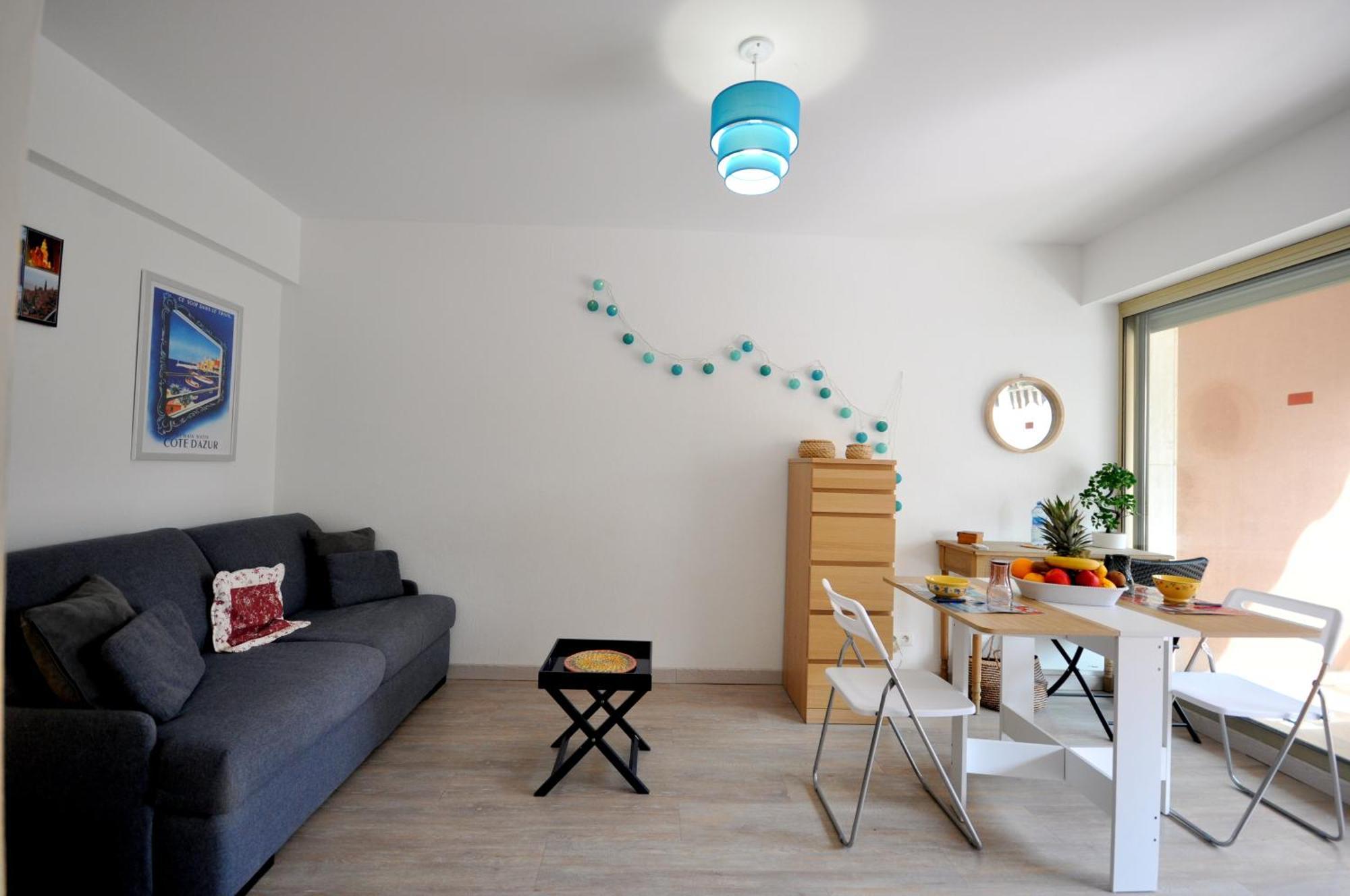 Confortable A Apartment Menton